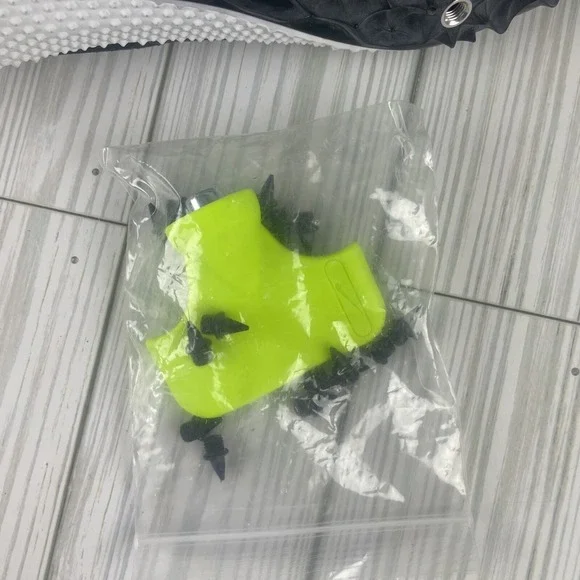 Nike Racing Sprint Track Shoes Spikes Black White Neon 11 - Picture 8 of 11